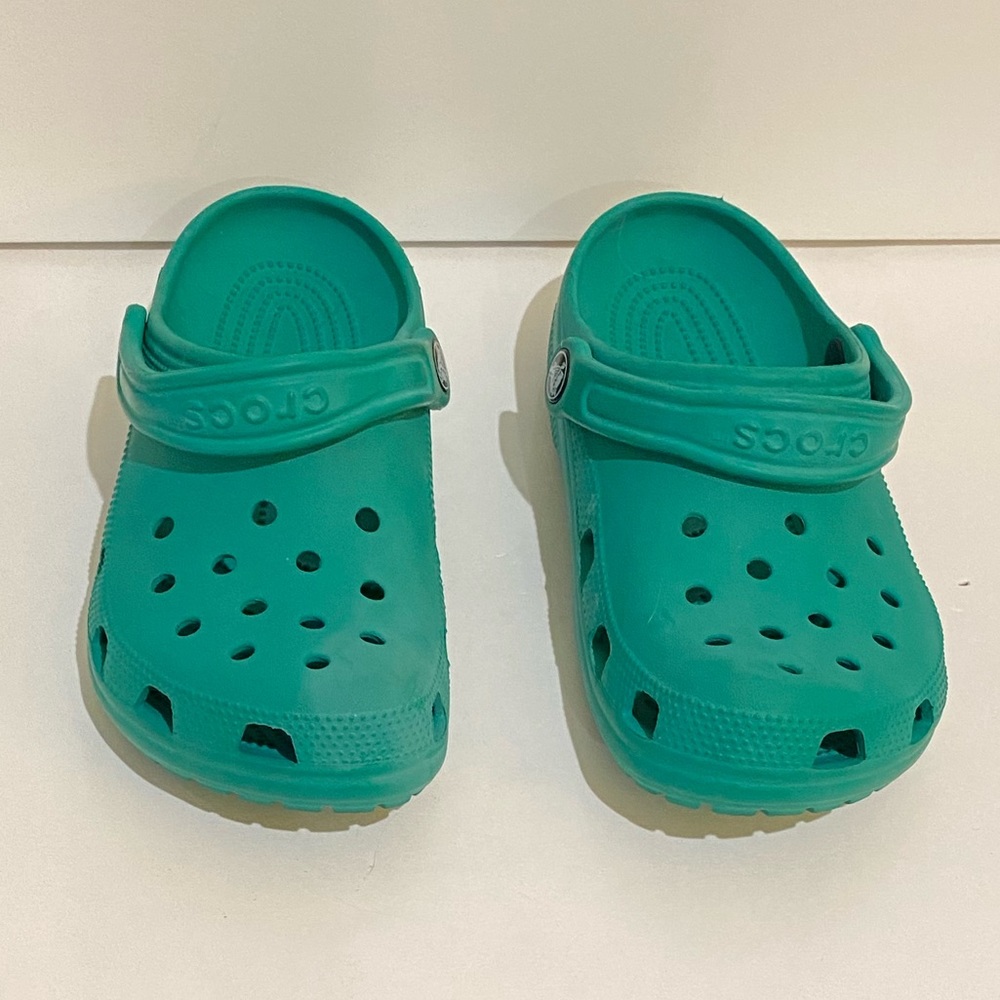 CROCS garden green
